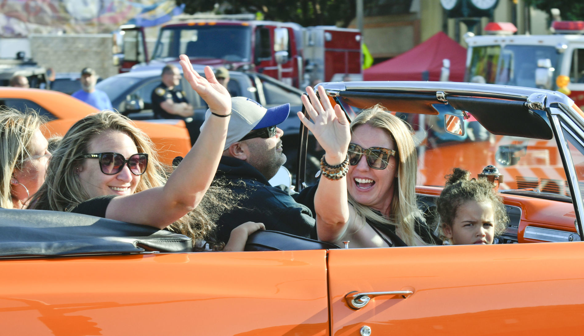 080919 LPD car cruise 02.jpg